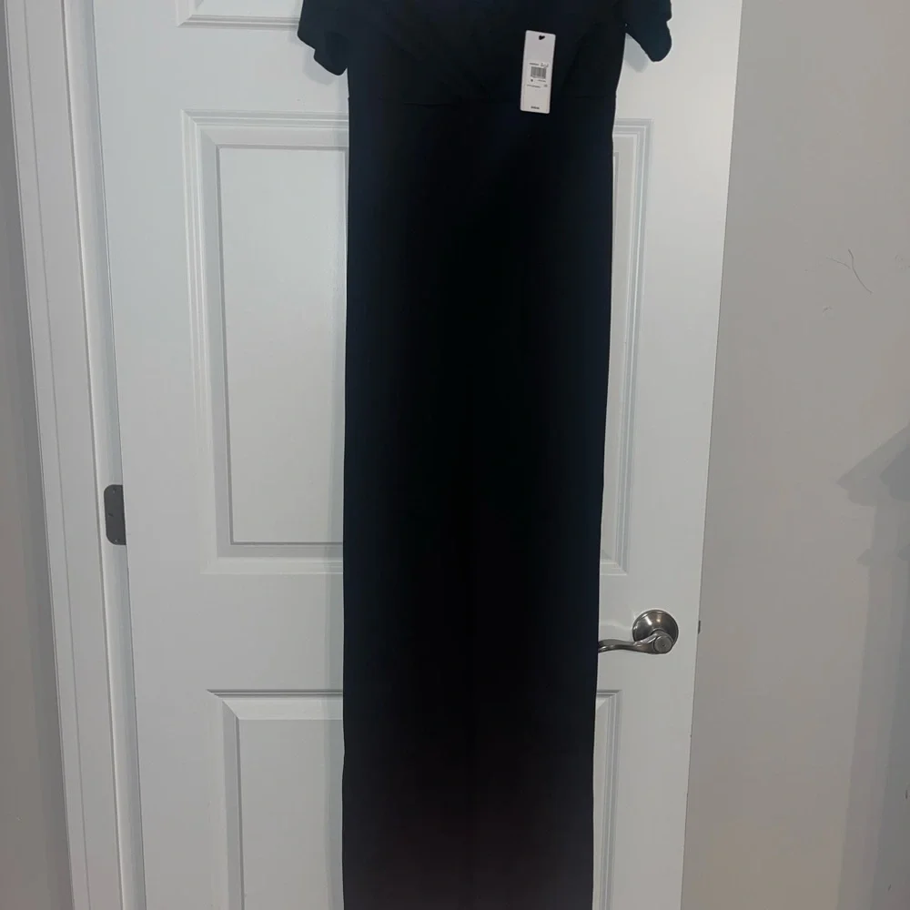 Guess Black Off-Shoulder Jumpsuit NWT Medium - Picture 5 of 7